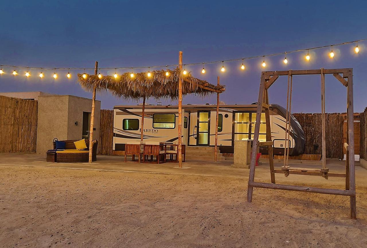 Caravana Beach Resort Al Zorah 아지만 외부 사진